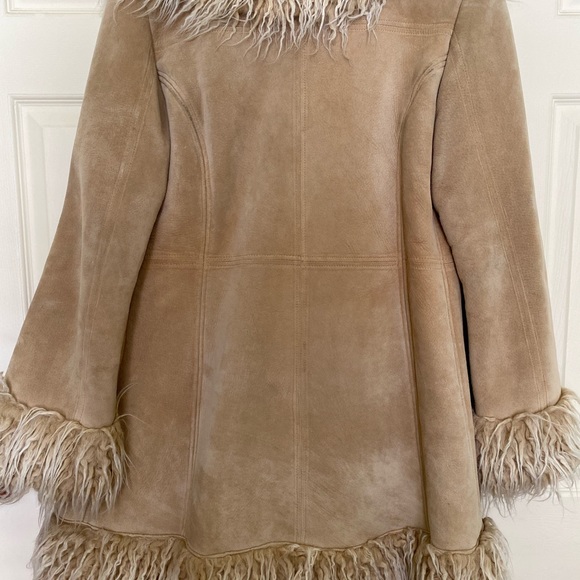 100% suede beige winter coat 🔒 - Picture 2 of 7